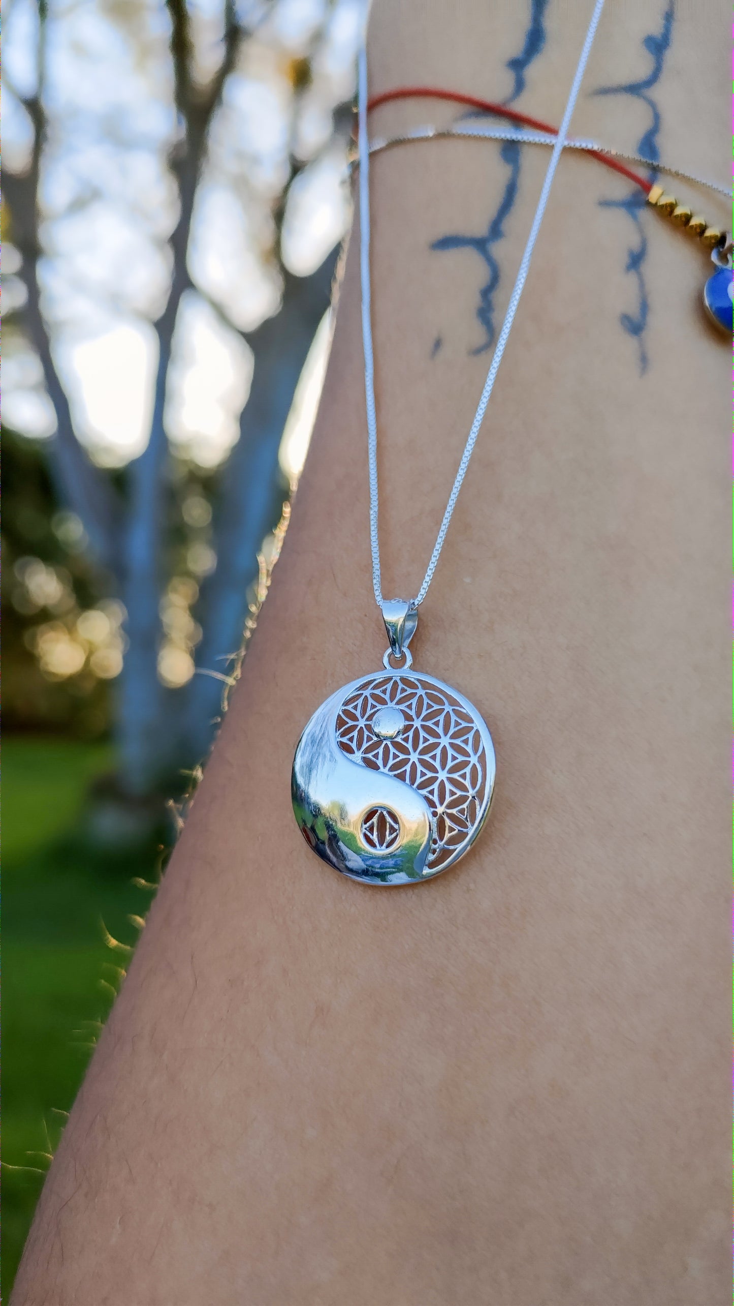 Collar ying yang mandala