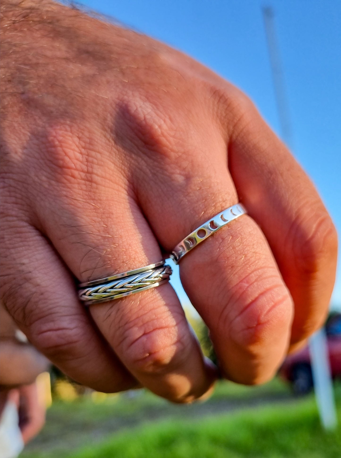 Anillo trenza giratorio